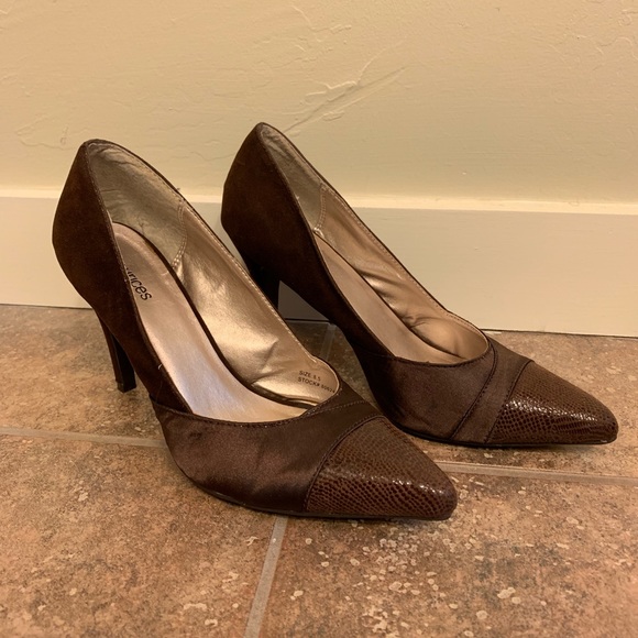 Heels - Picture 3 of 5